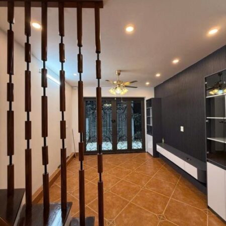 BÁN NHÀ NGUYỄN KHANG — YÊN HOÀ — CẦU GIẤY. DT 32m² 5 TẦNG MẶT 4.2M GIÁ 10.8 TỶ