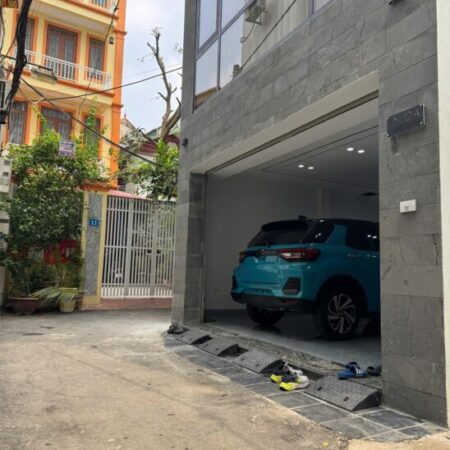 BÁN NHÀ 7 TẦNG THANG MÁY – LÔ GÓC, BÁT KHỐI, LONG BIÊN