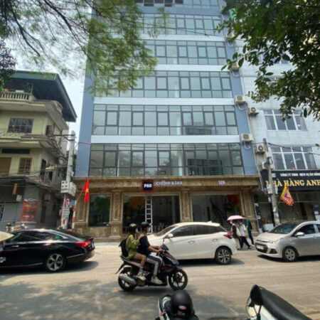 🌟 Bán Nhà Mặt phố Nguyễn Ngọc Vũ, 68m2 7T Thang máy, MT khủng 13.2m, Chỉ 39 Tỷ 🌟