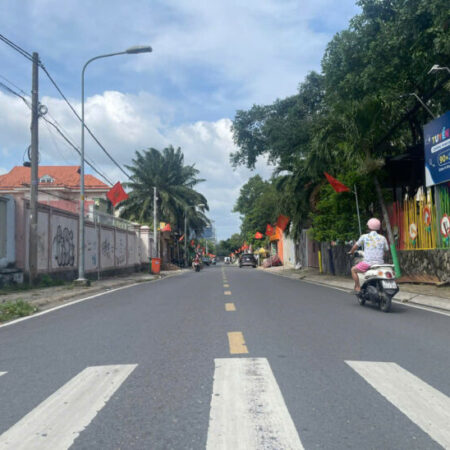 Mặt tiền Thống Nhất – kinh doanh trung tâm Thủ Đức – nhà 1 hầm 2 lầu – có dòng tiền sẵn.