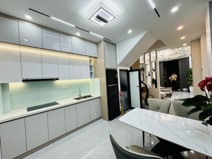 Bán nhà ngõ 29 Khương Hạ- Nhà đẹp 5 tầng- Full nội thất- Ở ngay- 35m2