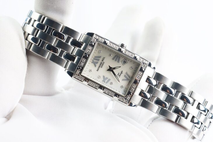 ĐH Nữ : Raymond Weil Tango mặt Xà Cừ – Niềng & cọc số đính full Kim Cương thiên nhiên