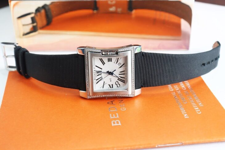 Đồng Hồ Nam : BEDAT & Co No.1 Automatic, Niềng đính full Kim Cương – Zin all FullBox