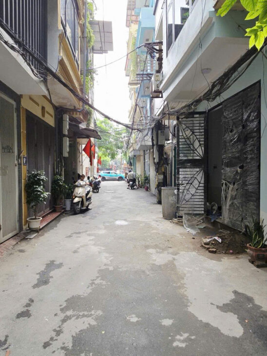 Bán nhà Kim Giang 37m 4 tầng full nội thất mới.