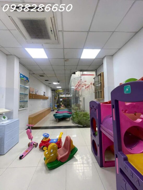 MẶT TIỀN KINH DOANH KHU SẦM UẤT – TRUNG TÂM Q12, DT 4 X 41 =160M2 ,3 TẦNG – DÒNG TIỀN ỔN ĐỊNH