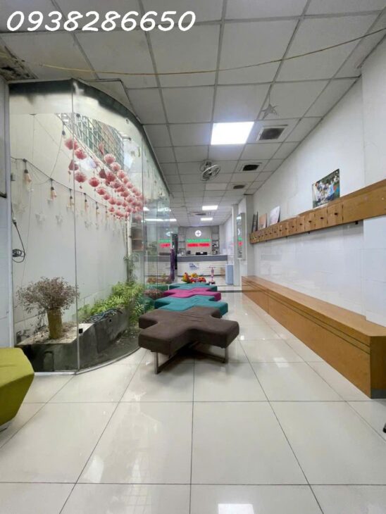 MẶT TIỀN KINH DOANH KHU SẦM UẤT – TRUNG TÂM Q12, DT 4 X 41 =160M2 ,3 TẦNG – DÒNG TIỀN ỔN ĐỊNH