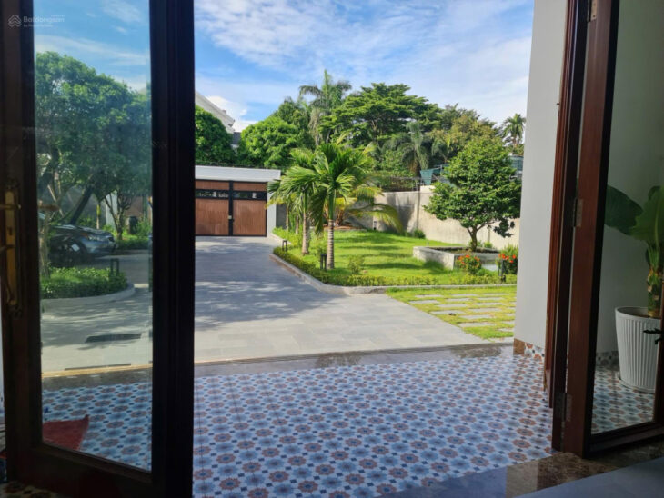 Biệt Thự Đẹp 2 Mặt Tiền Trung Tâm Chợ Việt Kiều, Tân Thông Hội, Củ Chi – 766m² – Giá 22.7 Tỷ