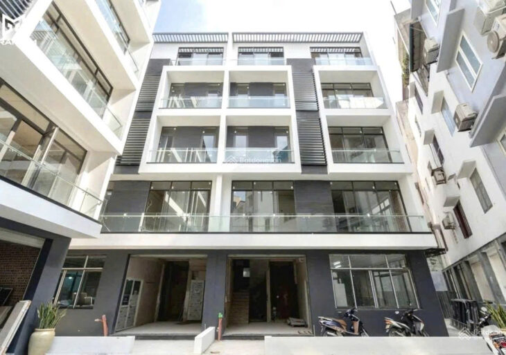 BÁN BIỆT THỰ THE GLORIA NGUYÊN HỒNG, ĐỐNG ĐA – 136M x 5T – MT 10M – GIÁ 55.5 TỶ