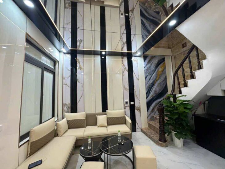 Mai Động, Hoàng Mai, Nhà 5 Tầng 3 Ngủ Nội Thất Xịn Mịn, Chào 5,1 Tỷ