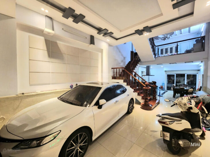 Bán nhà hẻm 160 Phan Huy ÍCh, F12, Gò Vấp. DT: 5,2x16m, XD 5 lầu giá 9,6 tỷ TL