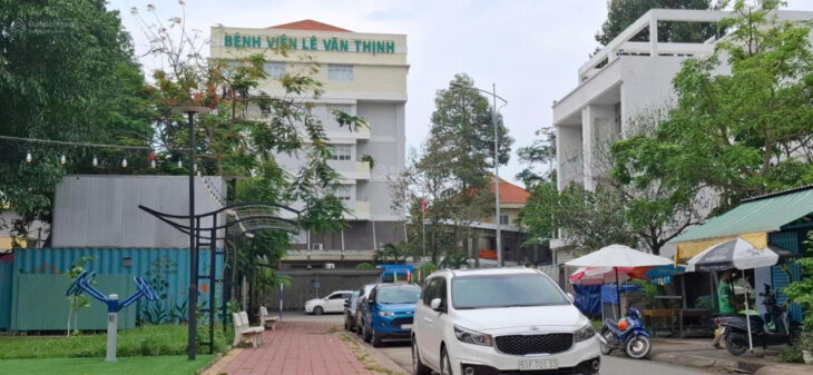 NHÀ ĐẸP 4 TẦNG SÁT MT LÊ VĂN THỊNH 80M2 GIÁ 8,7 TỶ