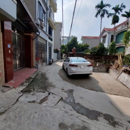 hơn 3 tỷ đồng Có đất 38m cạnh Nhổn,Hn, ô tô 7 chỗ đỗ cổng
