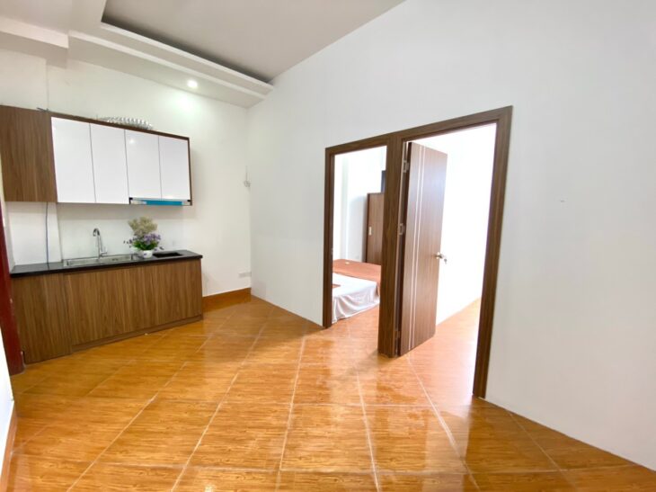 Cho thuê 2PN 1PK cực đẹp, cửa sổ thoáng giá rẻ Ngõ 191 Phạm Văn Đồng