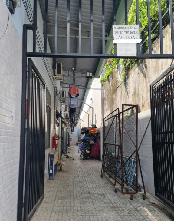 1 Kiot 9 phòng 418m2 có 15,4 tỷ Lê Thị Trung An Phú Thuận An TP.Hồ Chí Minh