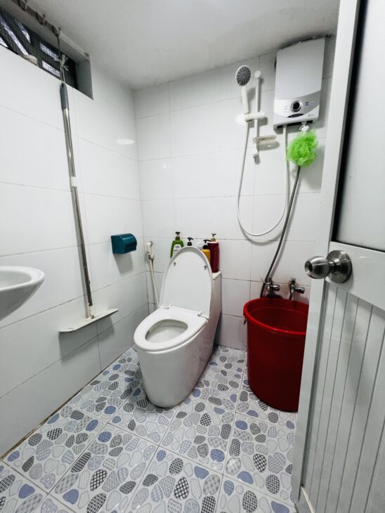 Bán Nhà Phố Quốc Lộ 13 Hiệp Bình Phước – 3PN – Sổ Riêng – Giá 7,6 Tỷ TL – Xe Ô Tô Đậu Trong Nhà