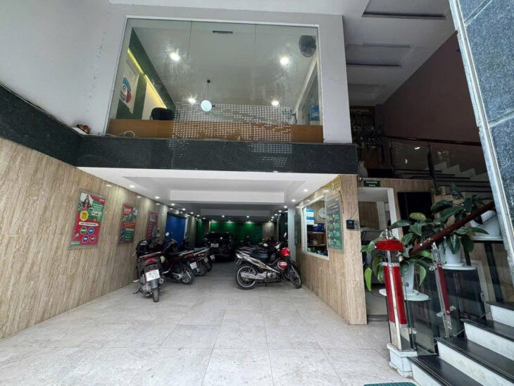 Toà Văn Phòng 9 Tầng – Mặt Phố Nguyễn Phúc Lai, Hoàng Cầu – MT 8m – Vị Trí Đắc Địa
