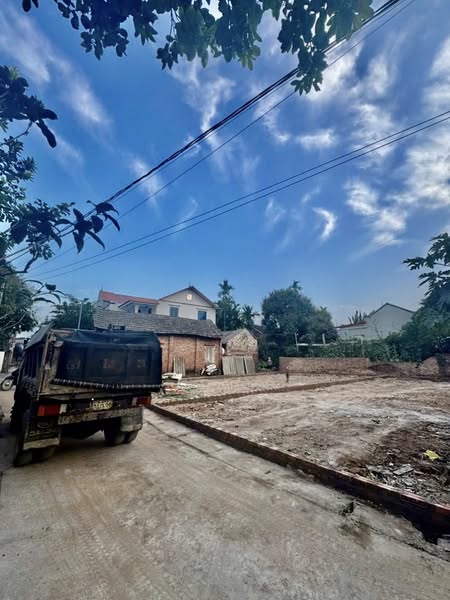 CHÍNH CHỦ CẦN BÁN GẤP 120M ĐẤT MẶT TIỀN HƠN 7M ĐƯỜNG THÔNG OTO TẢI KD THOẢI MÁI SEN PHƯƠNG _ PHÚC