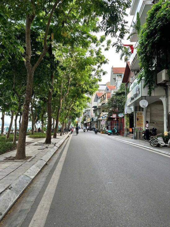 💥 Mặt Phố Nhật Chiêu, Mặt Hồ Tây View Hồ 83m2 3T MT Khủng 6.1m, 2 Thoáng, Chỉ 63 Tỷ 💥
