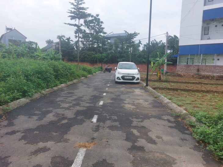 Bán đất nền Láng Hòa Lạc 100m2 giá 2.65 tỷ – đường rộng, gần đại học và khu dân cư đông Nguyễn