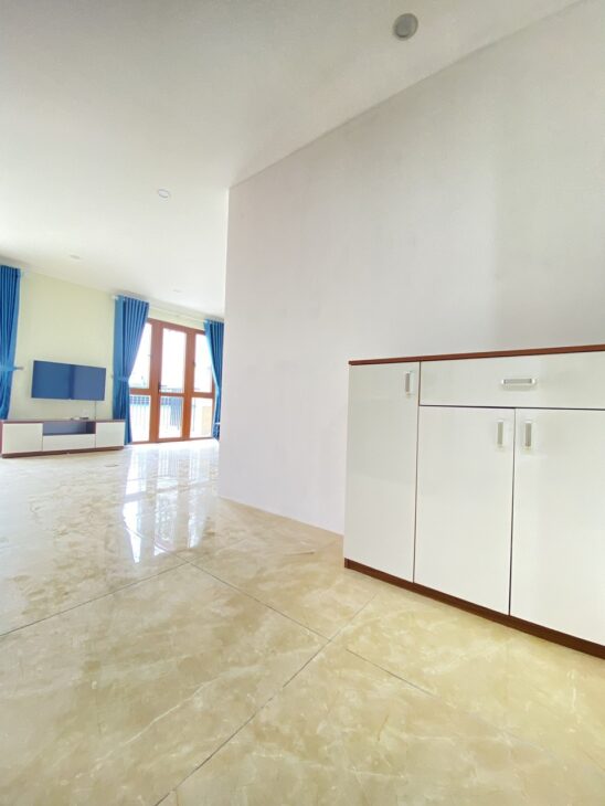 Cho thuê Căn 2Pn cực đẹp thoáng rộng tại ngõ 295 Bạch Mai. HBT