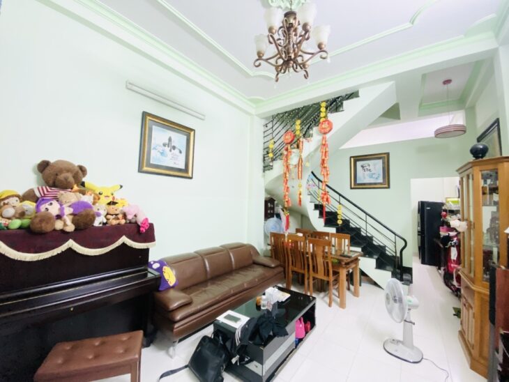 HẺM XE HƠI TRÁNH_NHÀ ĐẸP 3 TẦNG_PHẠM VĂN HAI_CHỈ 7.5 TỶ