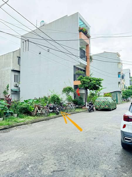 CẦN BÁN 50M ĐẤT ĐG ĐÒNG SẬY, ĐAN PHƯỢNG, HÀ NỘI. CƠ SỞ HẠ TẦNG ĐỒNG BỘ, DÂN CƯ ĐÔNG ĐÚC, SẦM UẤT,