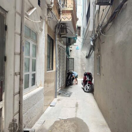 Bán nhà ngõ 211 Khương Trung – Thông số vàng- Nhà dân xây- 40m2