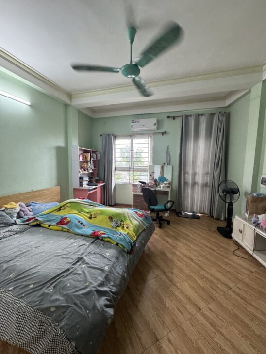 Bán nhà Kim Giang- Ngõ 3 gác thông- Kinh doanh- 45m2