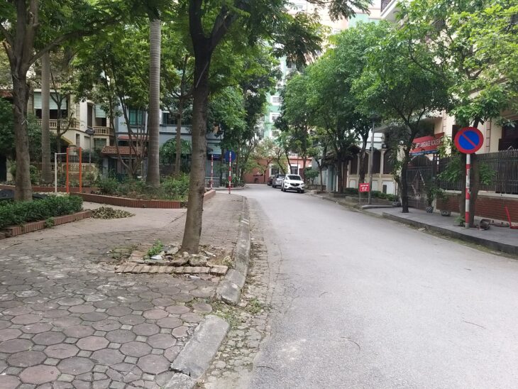 Cho thuê biệt thự Thiên Hiền, Mỹ Đình, 150m2, 4 tầng làm văn phòng, kinh doanh