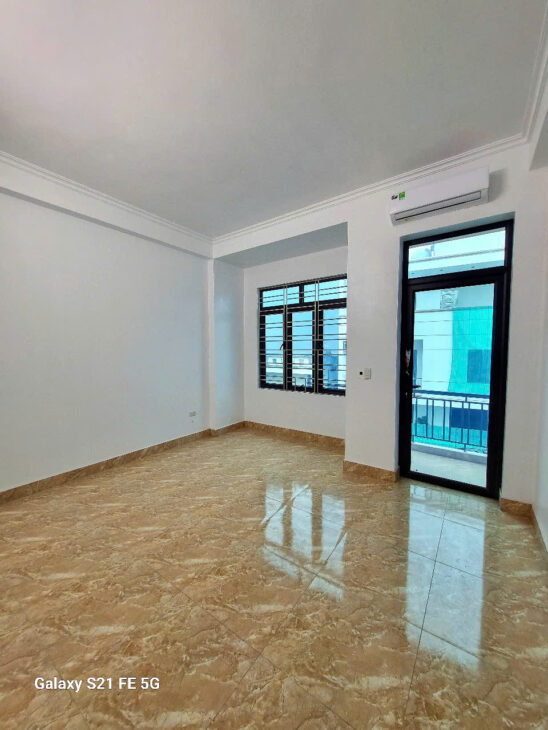 BÁN NHÀ 4 TẦNG NGAY GẦN CHỢ KÌ BÁ, VỪA Ử VỪA KINH DOANH, NHÀ ĐẸP, HIỆN ĐẠI