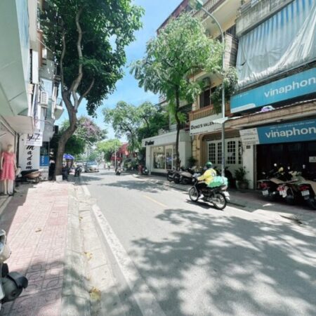 Bán nhà Nguyễn Công Hoan, Ba Đình, 68m2, Mt 3.5m, chỉ 12.9 tỷ