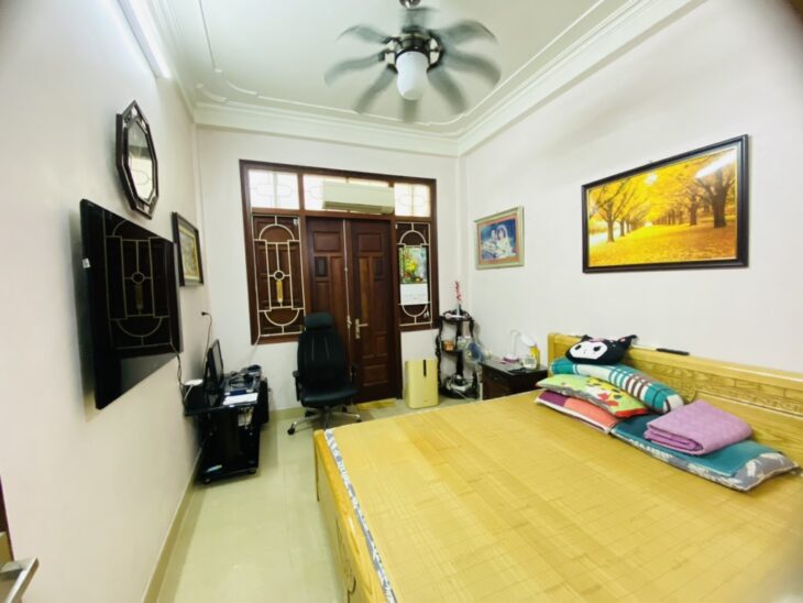 Bán nhà phố Khương Trung, lô góc, 48m2, 4 tầng, chỉ 8,3 tỷ.