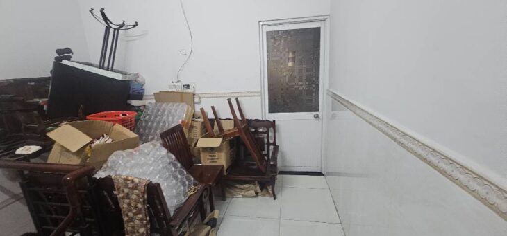 NHÀ NGANG ĐẸP – 5X12 – TRỆT LẦU SÁT HẺM XE HƠI
