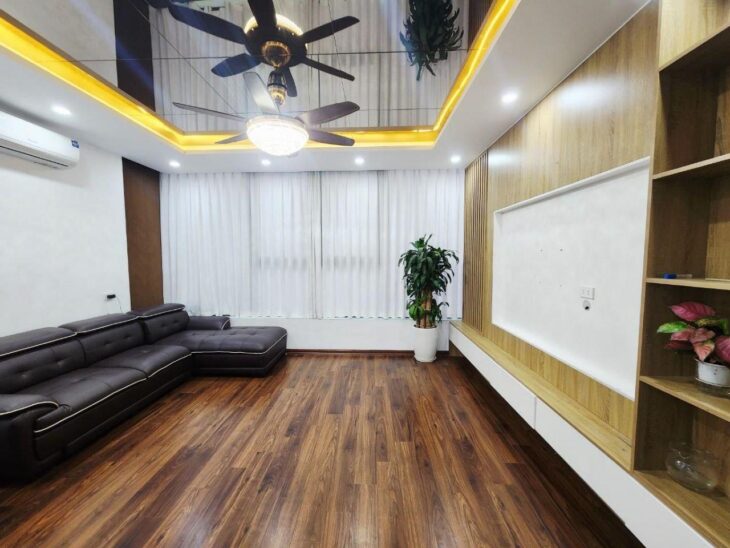 BÁN NHÀ VĂN LA – HÀ ĐÔNG, THANG MÁY, 36M2, 10.X TỶ