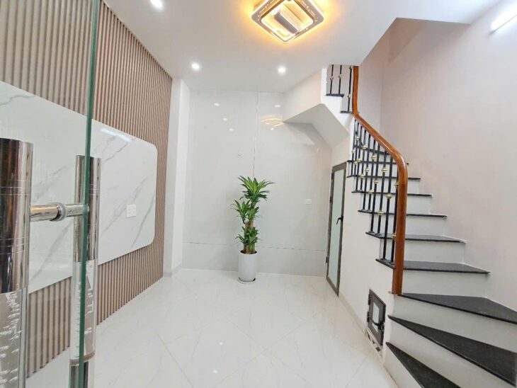 BÁN NHÀ NGUYỄN TRÃI CHỈ 15M2, KINH DOANH TỐT,