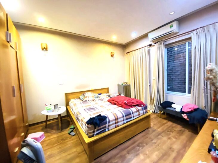 Xã Đàn, Đống Đa, 6 Tầng Thang máy, Gara Oto, 2 thoáng, 72m2, MT, 5.6m, 17 tỷ