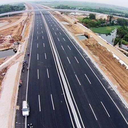 Đất mặt tiền DT 753 , ngay chợ Tân Phước 300tr