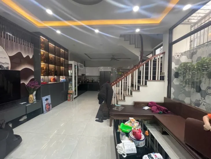 BÁN NHÀ LÔ GÓC PHỐ ĐỊNH CÔNG 66M2 – 5 TẦNG – GẦN TRUNG TÂM – GIÁ CHỈ 10.8 TỶ