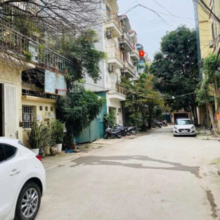 BÁN NHÀ PHÂN LÔ LẠC TRUNG, HAI BÀ TRƯNG – 80M² x 4T – MT 7M – Ô TÔ TRÁNH – KINH DOANH