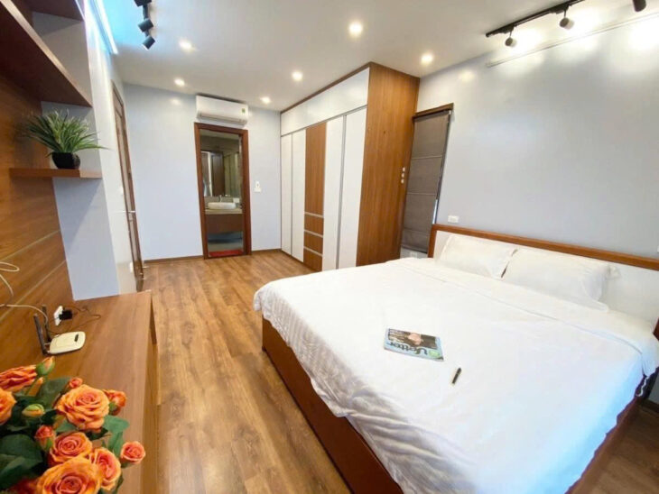 BÁN TÒA APARTMENT PHỐ TRỊNH CÔNG SƠN – VIEW HỒ TÂY – 205M² x 9T CÓ HẦM – DT 200TR/TH