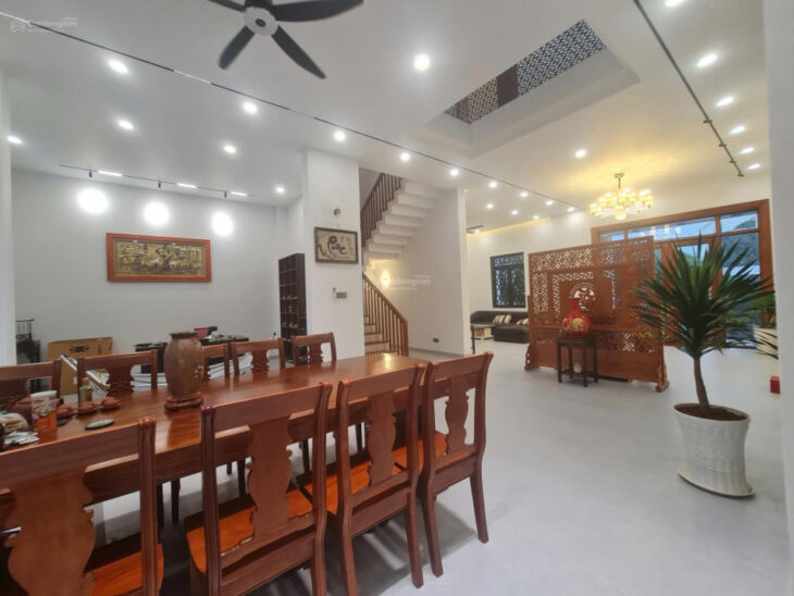 Biệt Thự Đẹp 2 Mặt Tiền Trung Tâm Chợ Việt Kiều, Tân Thông Hội, Củ Chi – 766m² – Giá 22.7 Tỷ