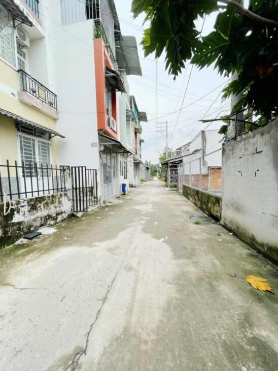 🏠 NHÀ THẠNH LỘC 51 – 51m² – 1 TRỆT 2 LẦU – GIÁ CHỈ 4.2 TỶ 📐 Diện tích: 51m² – sổ nở hậu, tài