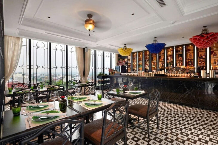 BÁN TÒA KHÁCH SẠN KIM MÃ, BA ĐÌNH – LÔ GÓC 290M x 10T CÓ HẦM – BỂ BƠI – SKY BAR – GIÁ 299 TỶ