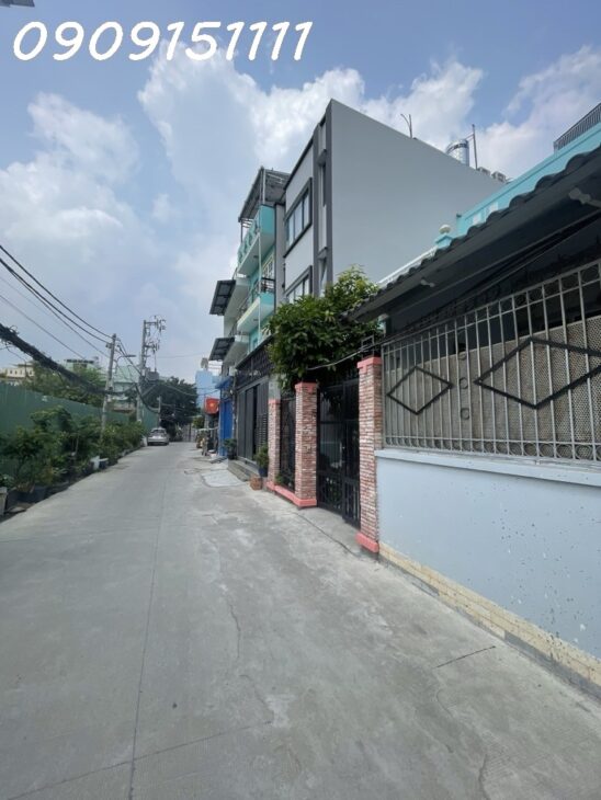 CHỈ HƠN 8 TỶ- 86M2- 3 TẦNG- HUỲNH TẤN PHÁT- QUẬN 7