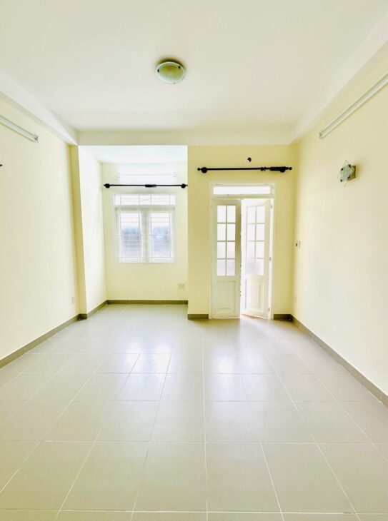 TÔ HIẾN THÀNH – HẺM XE HƠI – NHÀ 4 TẦNG BTCT – CHỈ 6.X TỶ