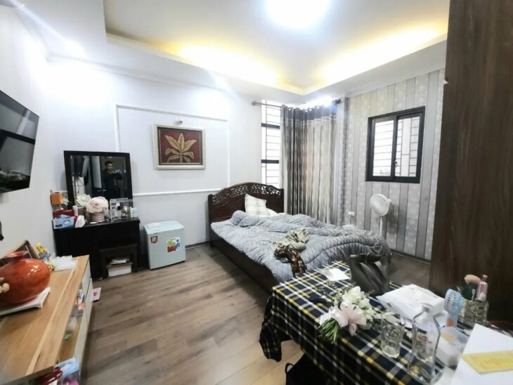 Bán Nhà Vũ Hữu, Gần Hầm Lê Văn Lương – Khuất Duy Tiến, 19 tỷ 7