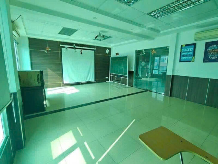 Toà Văn Phòng 9 Tầng – Mặt Phố Nguyễn Phúc Lai, Hoàng Cầu – MT 8m – Vị Trí Đắc Địa