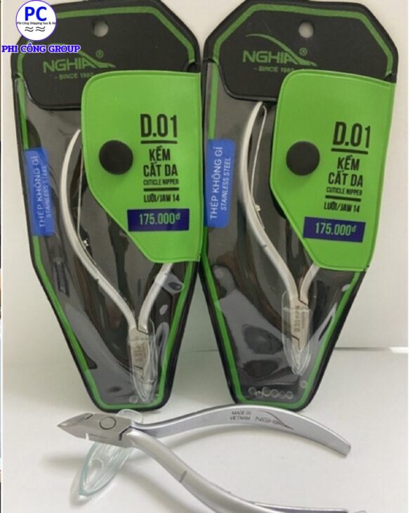 Gửi đồ dùng nail, giường gội để mở tiệm