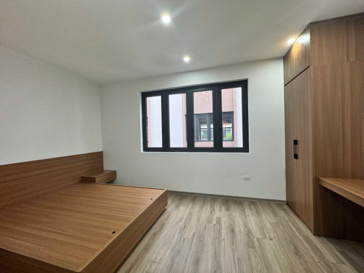 Chính chủ bán liền kề 70m thang máy Full đồ đẹp 5 sao Vinocen2