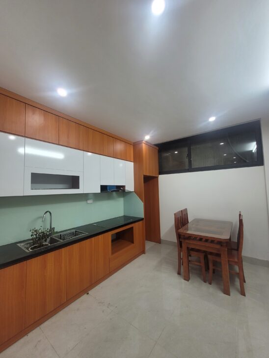 BÁN NHÀ TÔ HIỆU, 5 TẦNG THANG MÁY, 40M2, 10.X TỶ